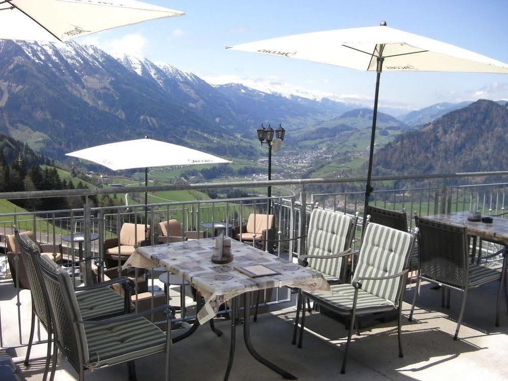 Hotel Hahnbaum Sankt Johann im Pongau Exteriör bild