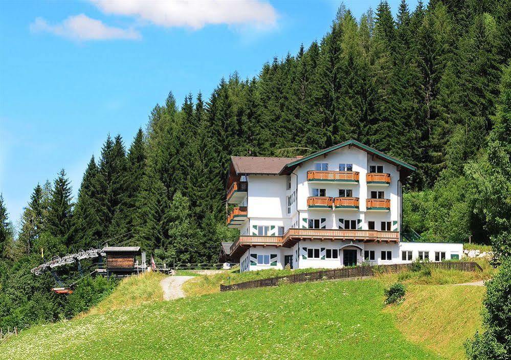 Hotel Hahnbaum Sankt Johann im Pongau Exteriör bild