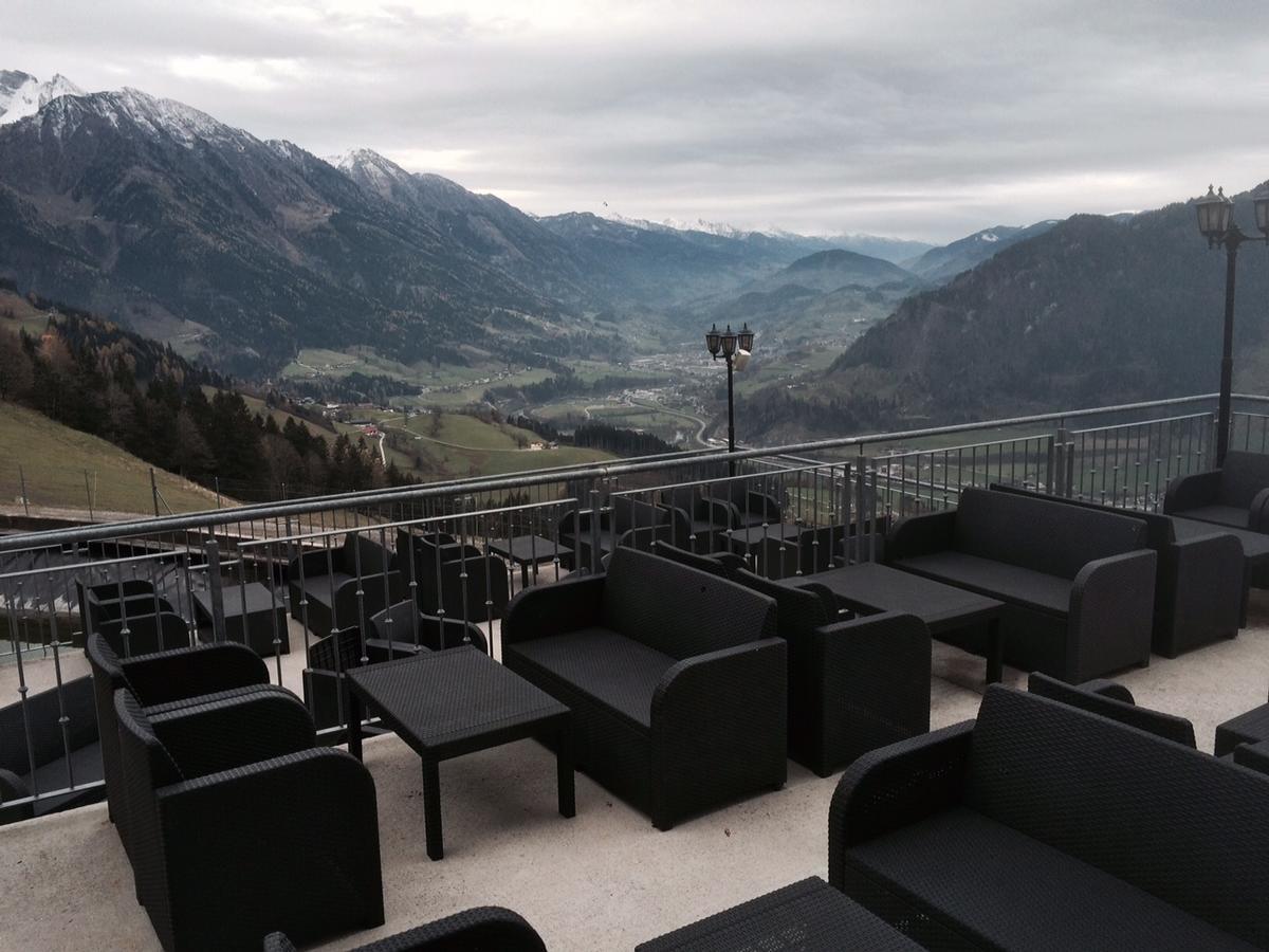 Hotel Hahnbaum Sankt Johann im Pongau Exteriör bild